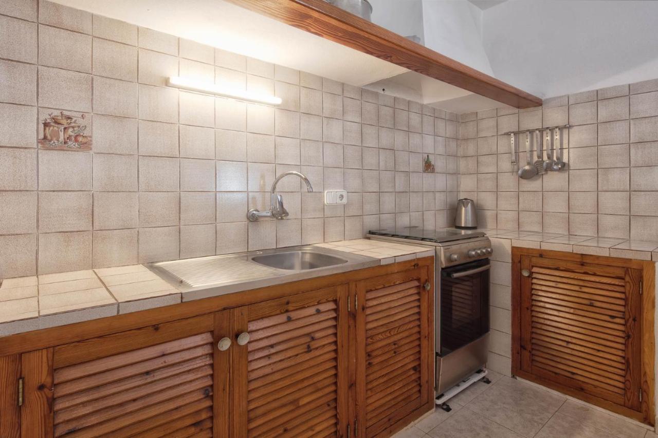 Alojamientos Turisticos Cardona - Apartamento 1 Hab. Standart Es Pujols Exterior foto